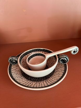 სურათი სამეული აზარფეშით ზურმუხტის სამეული